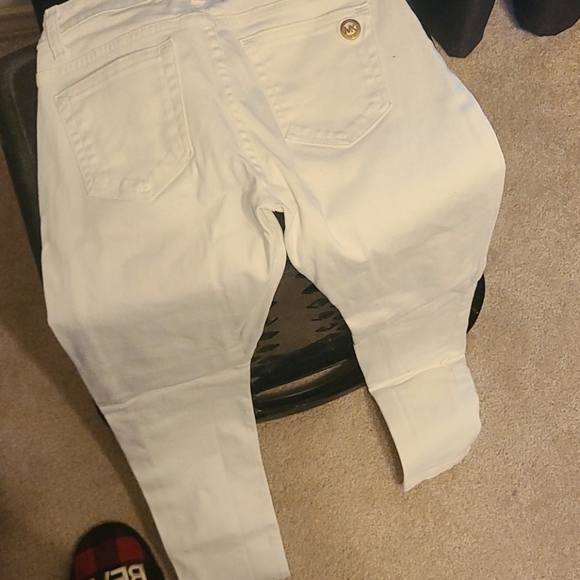 Capris - Picture 2 of 2